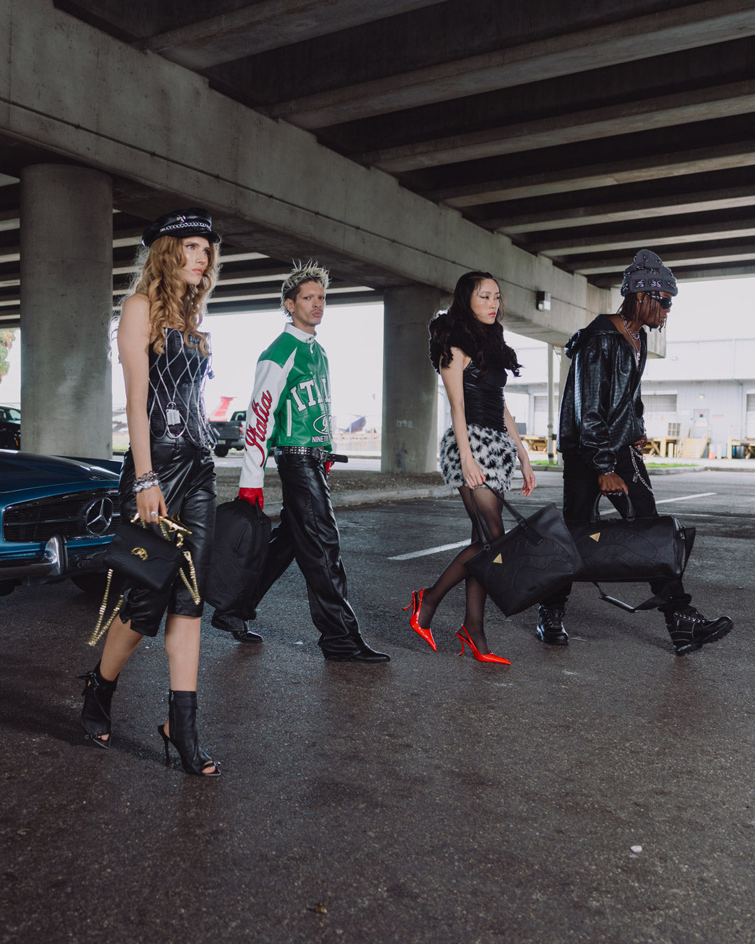 SPRAYGROUND® HANDBAG THE GOLDEN FANG SHARK HANDBAG