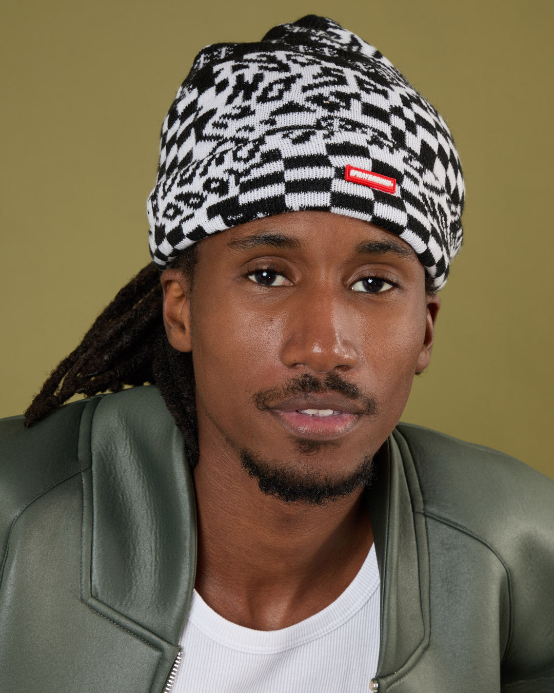 SPRAYGROUND® HAT BLACK AND WHITE WARP CHECK BEANIE